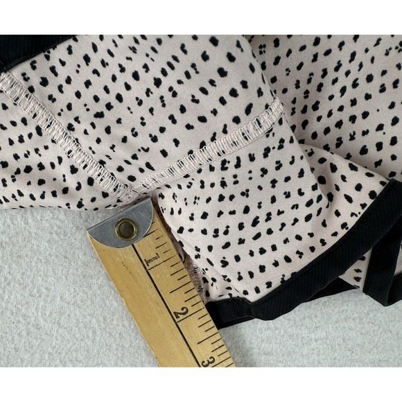 Lululemon Speed Up Running Pink/Black Speckle Shorts Size 6‎ Workout Gym - Picture 4 of 9